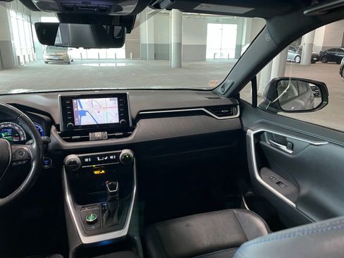 Used 2020 Toyota RAV4 XSE AWD/4WD image 39