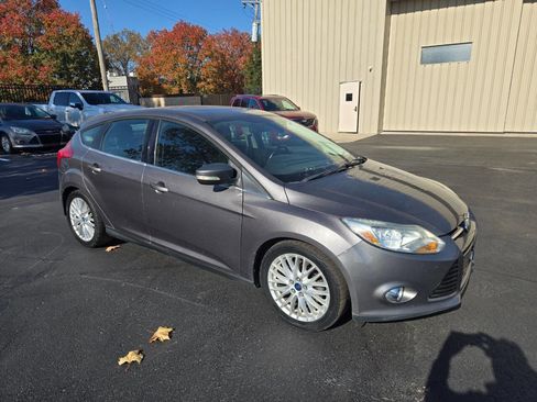 Used 2012 Ford Focus SEL image 4