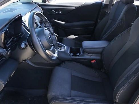 Used 2022 Subaru Outback Premium image 10