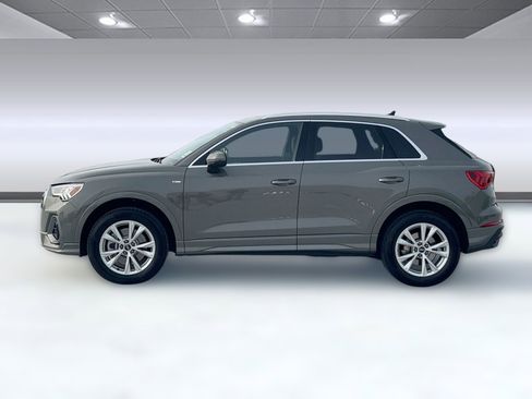 Certified 2025 Audi Q3 2.0T Premium w/ Convenience Package image 2