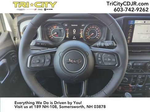 New 2025 Jeep Wrangler Willys image 17