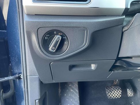 Used 2019 Volkswagen Atlas SE FWD image 21