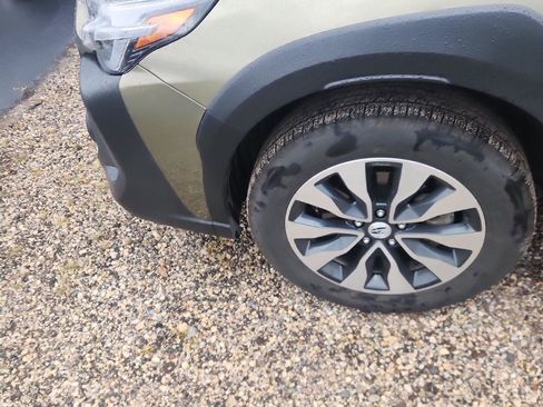 Used 2024 Subaru Outback Touring XT w/ Tech Package 3 AWD/4WD image 8