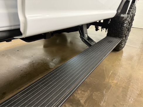 Used 2024 Ford F250 Lariat w/ Lariat Ultimate Package image 34