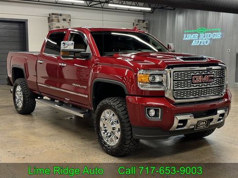 Used 2018 GMC Sierra 2500 Denali w/ Duramax Plus Package AWD/4WD image 1
