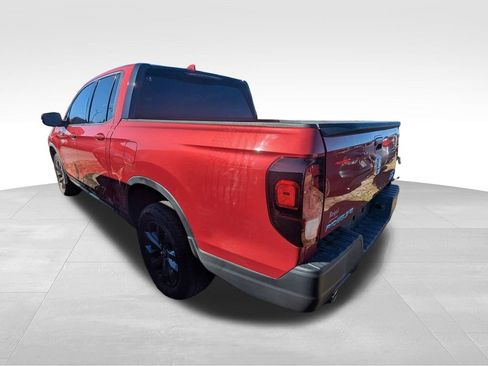 Used 2021 Honda Ridgeline Sport image 8