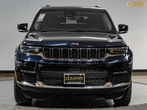 Used 2023 Jeep Grand Cherokee L Limited AWD/4WD image 7