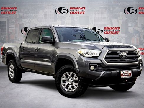 Used 2018 Toyota Tacoma SR5 image 1