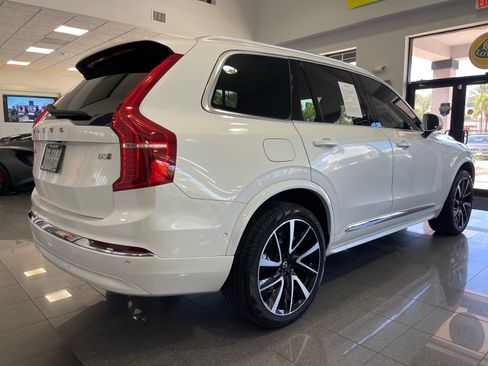 Used 2025 Volvo XC90 B5 Plus w/ Protection Package Premier AWD/4WD image 5
