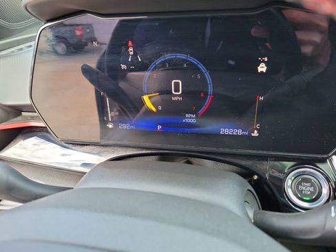 Used 2025 Chevrolet Trax RS w/ Driver Confidence Package image 18