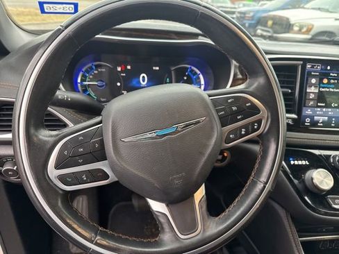 Used 2021 Chrysler Pacifica Pinnacle image 15