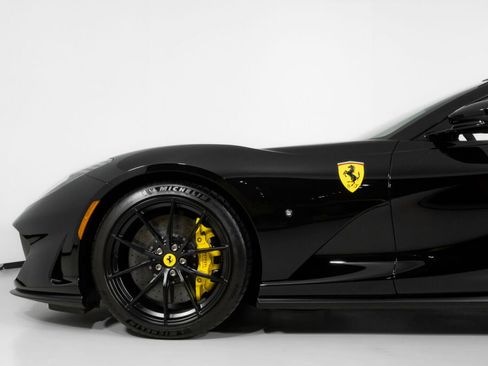 Used 2023 Ferrari 812 GTS image 16