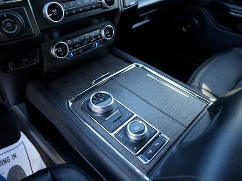 Certified 2021 Ford Expedition Limited image 30
