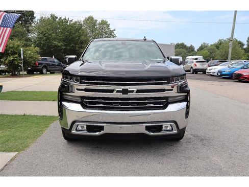Used 2019 Chevrolet Silverado 1500 LTZ w/ LTZ Plus Package AWD/4WD image 10