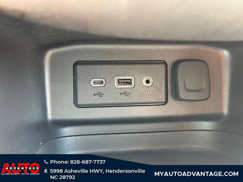 Used 2024 Chevrolet Equinox LT AWD/4WD image 18