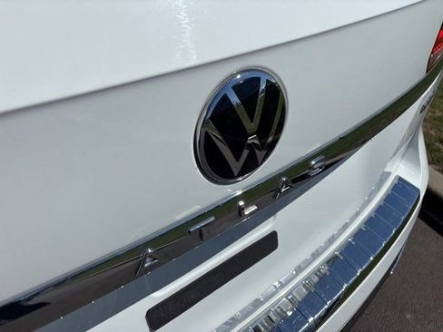 Used 2021 Volkswagen Atlas SEL Premium image 53