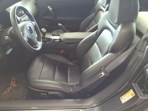 Used 2012 Chevrolet Corvette Grand Sport w/ 2LT Preferred Equipment Group RWD image 9