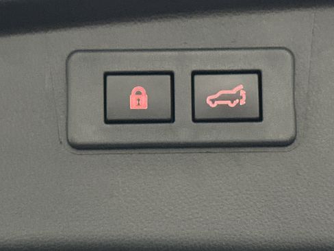 Used 2024 Subaru Outback Premium AWD/4WD image 14