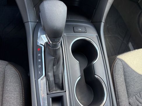 Used 2024 Chevrolet Equinox LT w/ LPO, Floor Liner Package image 31