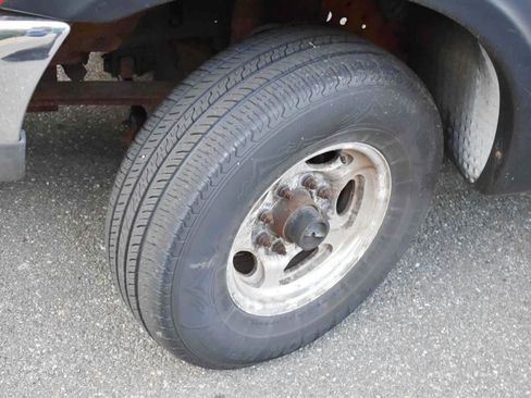 Used 2000 Ford F250 XL AWD/4WD image 31