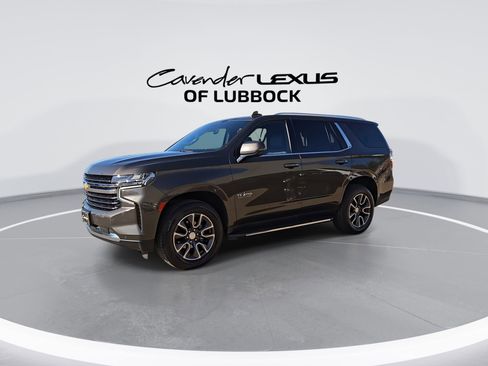 Used 2021 Chevrolet Tahoe LT w/ Luxury Package AWD/4WD image 4
