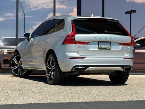 Used 2019 Volvo XC60 T5 R-Design w/ Protection Package image 9