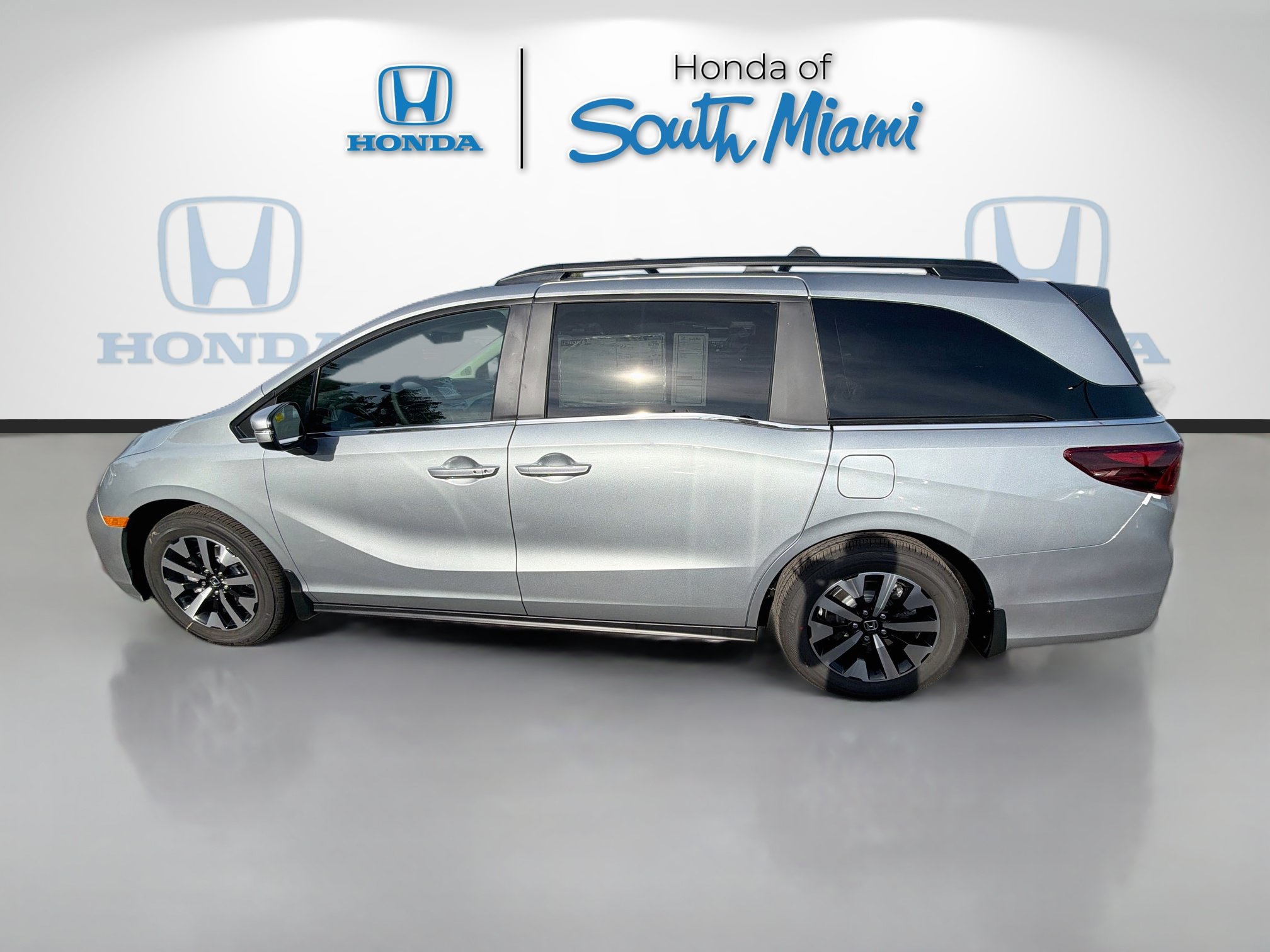 New 2027 Honda Odyssey EX-L image 4