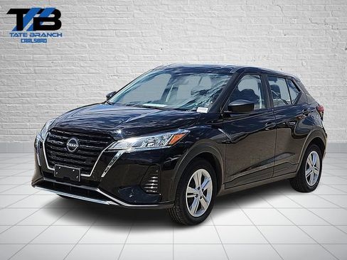 Used 2024 Nissan Kicks S FWD image 1