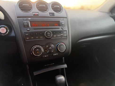 Used 2011 Nissan Altima 2.5 S image 14