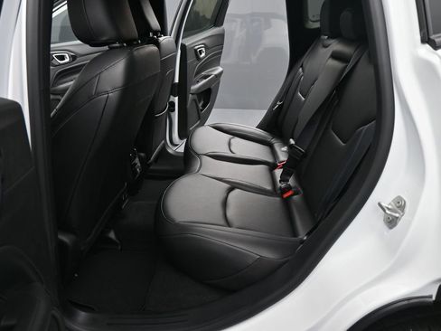 New 2026 Jeep Compass Limited image 13