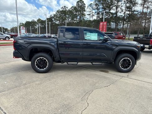 New 2026 Toyota Tacoma TRD Off-Road image 8