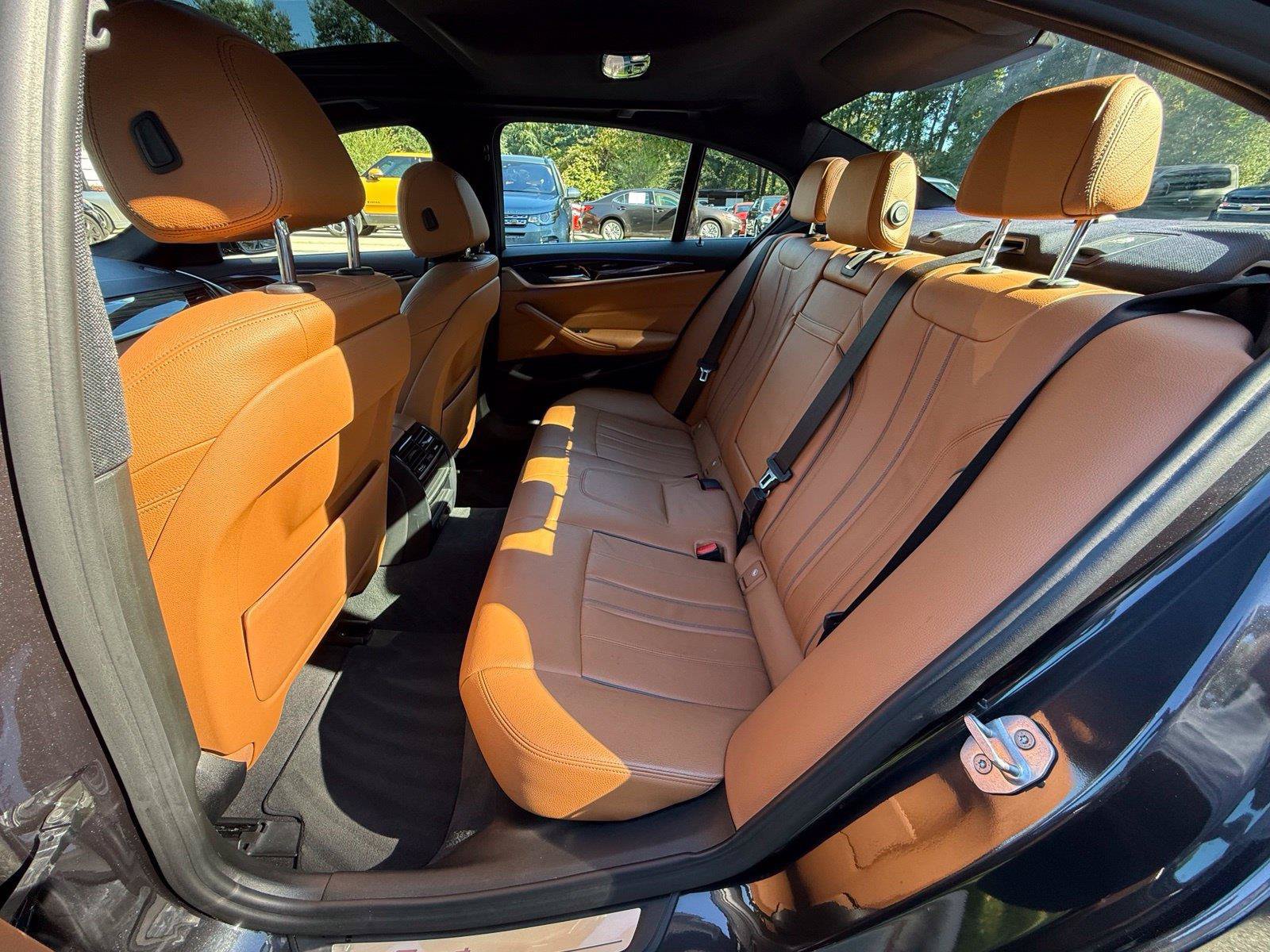 Used 2018 BMW 530i RWD image 28