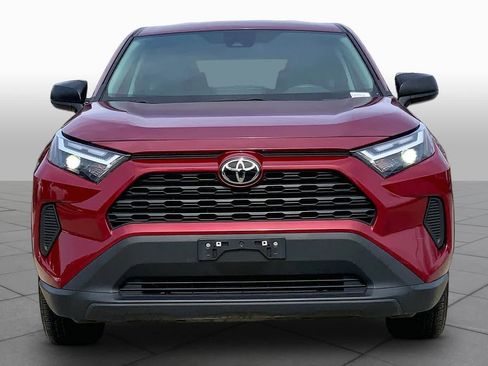 Used 2024 Toyota RAV4 LE AWD/4WD image 8