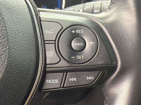 Used 2020 Toyota RAV4 XSE AWD/4WD image 22