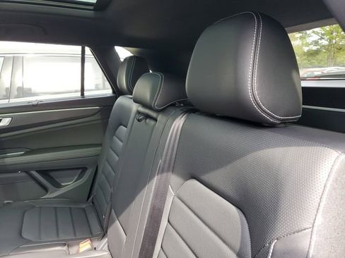 New 2026 Volkswagen Atlas Cross Sport SEL R-Line AWD/4WD image 9