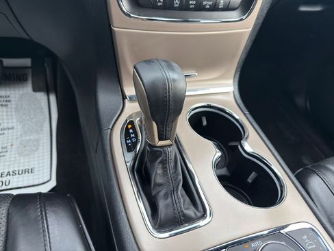 Used 2016 Jeep Grand Cherokee Summit image 34