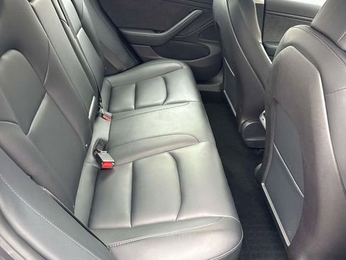 Used 2018 Tesla Model 3 Performance image 10