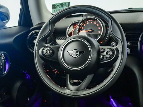 Used 2020 MINI Cooper S FWD image 13
