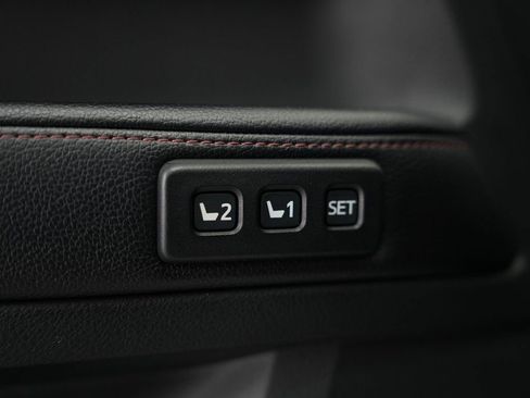 Used 2018 Toyota 4Runner Limited image 49