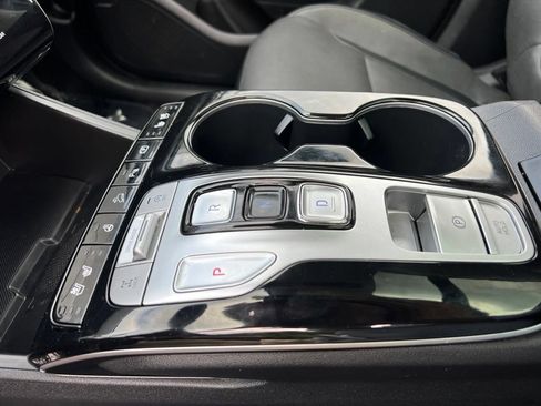 Used 2022 Hyundai Tucson Limited AWD/4WD image 28