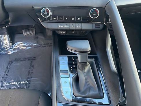 New 2026 Hyundai Elantra Blue image 20