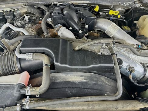 Used 2015 Ford F250 XLT w/ XLT Value Package image 32