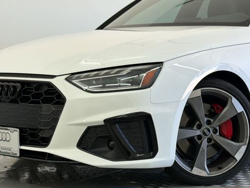 Used 2023 Audi A4 2.0T Premium Plus w/ Premium Plus Package AWD/4WD image 11
