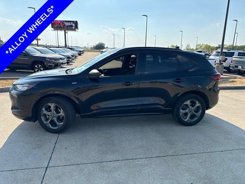 Used 2023 Ford Escape ST-Line AWD/4WD image 3