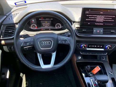 Used 2021 Audi Q5 2.0T Premium Plus w/ Premium Plus Package AWD/4WD image 6