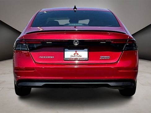 Used 2024 Honda Accord Sport image 5