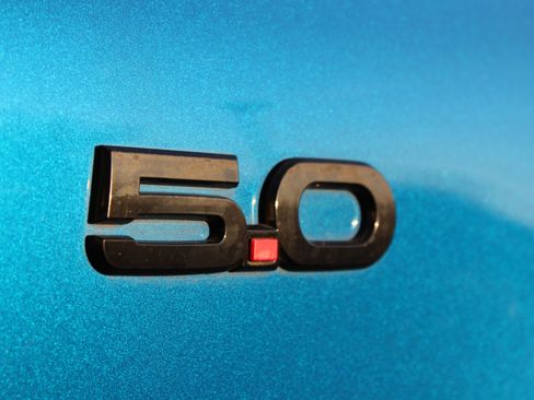 Used 2017 Ford Mustang GT w/ GT Performance Package image 7