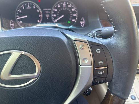 Used 2014 Lexus ES 350 w/ Luxury Package FWD image 14