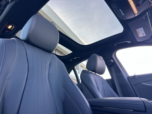 Used 2023 Mercedes-Benz E 350 4MATIC Sedan image 16
