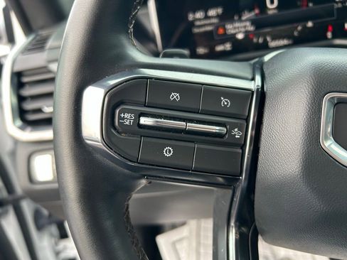 Used 2024 GMC Acadia AT4 w/ Luxury Package image 22